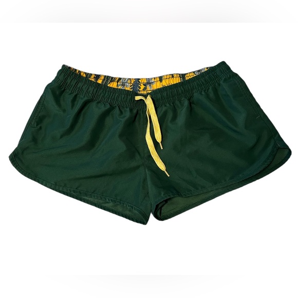 Bench / Beach Shorts - Picture 1 of 4